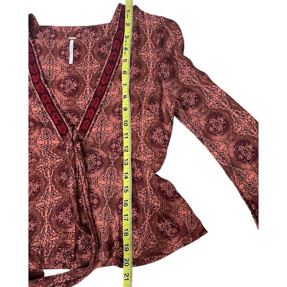 Free People Top Coral Uptown Bell Sleeve Tiered Vneck Blouse Small Size - Picture 13 of 15